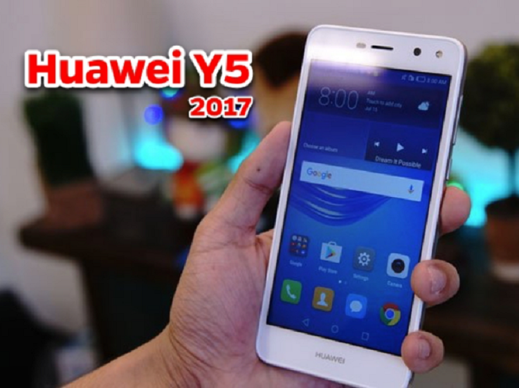 Huawei Y5 2017 màu trắng trên tay